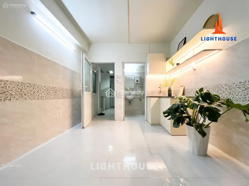 Phòng Ban Công Sau Có Nội Thất Gần Bx Miền Đông