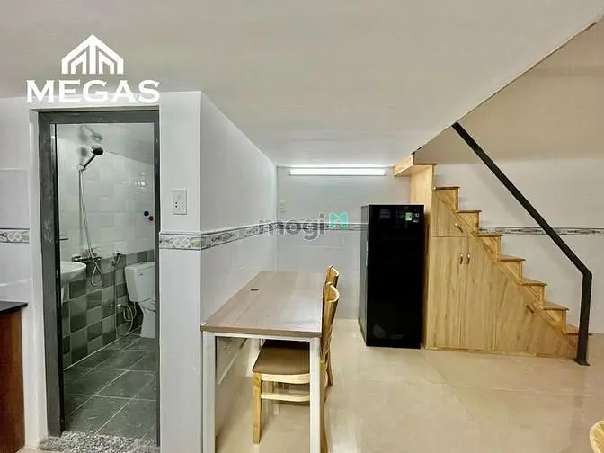 Căn Hộ Mới 100% - Ban Công E.town Cộng Hòa - Hồ Bơi,Gym - 1/9 Check In