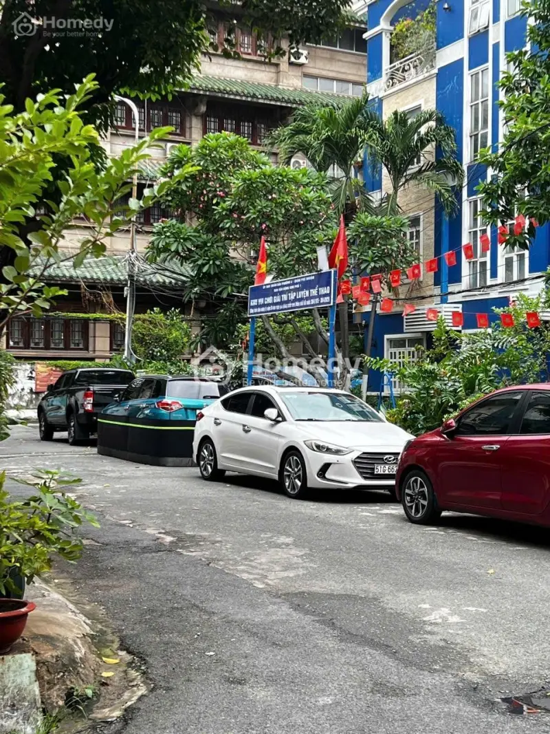 Nhà Khu Phân Lô, Hẻm 8M, Đường Nguyễn Kiệm, P.4, Phú Nhuận, Dt 60M, 3 Tầng, Giá 17,2 Tỷ.