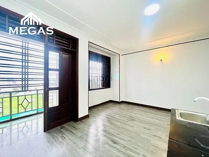 Phòng Trọ Nội Thất Cơ Bản Ban Công - Siêu Rộng Ngay Công Viên Phần Mềm