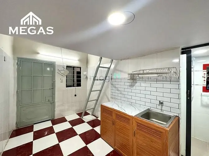 Phòng Cho Thuê Giá Tốt - Gác Cao 2M Rộng - Sân Bay Tsn - Bạch Đằng -Tb