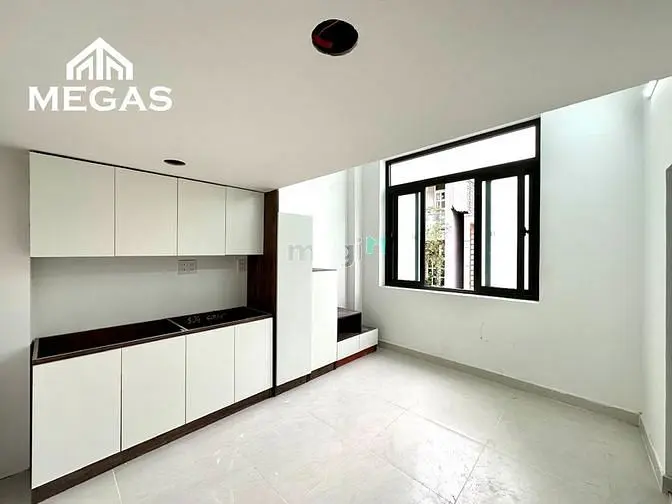 Căn Hộ Dịch Vụ Mới Toanh Mặt Tiền Trường Chinh - Cầu Tham Lương