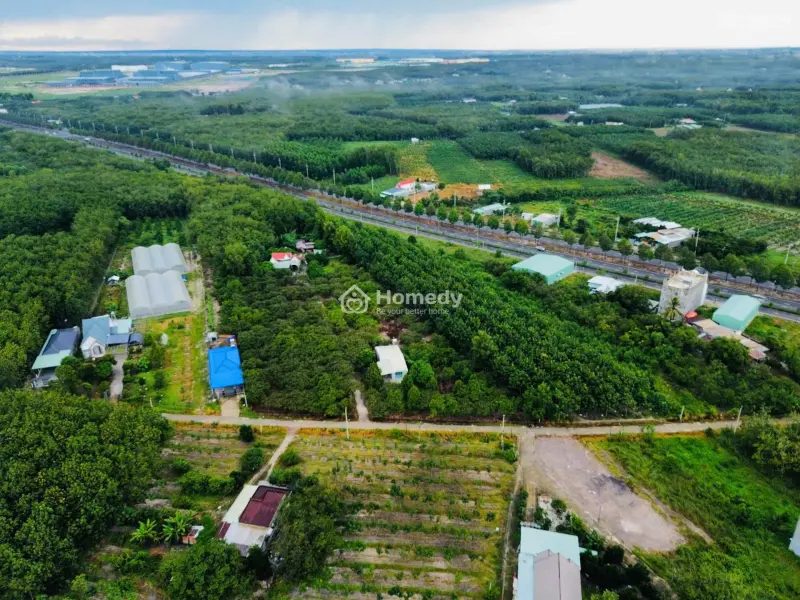 Nền Đất Góc 2 Mặt Tiền Đường Ngay Cổng Kcn Minh Hưng Sikico