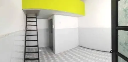 Phòng Có Gác Lửng, Tolet Riêng, Cửa Sổ Tầng Trệt Thông Thoáng, Không Ngâp Nước, Có Sân Để Xe