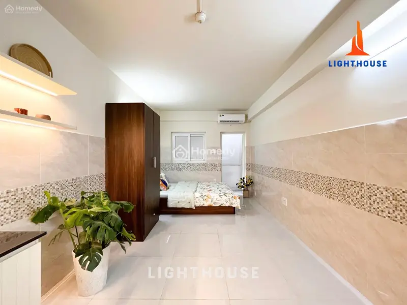 Phòng Ban Công Sau Có Nội Thất Gần Bx Miền Đông