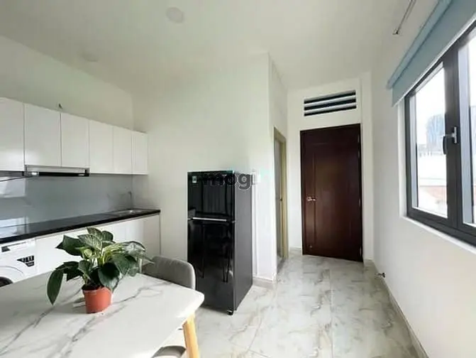 Cho Thuê Phòng Full Nt Tại Thành Thái, Q10. Dọn Vào Ngay. Giá 5Tr5