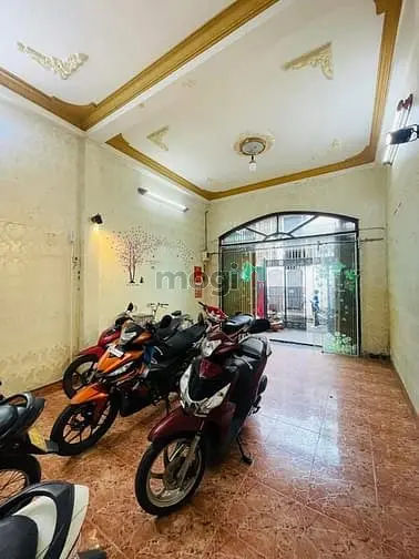 Nguyễn Hồng Đào 4.1M X 23M -3 Tầng Btct Hẻm Xe Hơi Chỉ 10.9 Tỷ