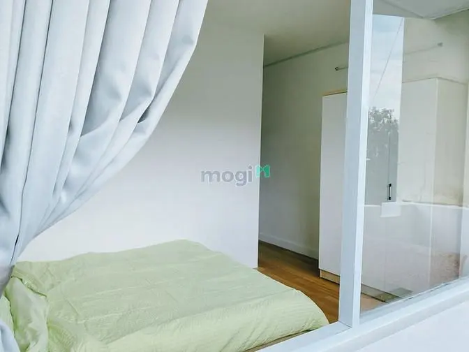 Căn Hộ Cao Cấp 2Pn Full Nội Thất - Ban Công - Ngay Bạch Đằng -Sân Bay