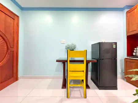 Phòng Cho Thuê Full Nội Thất-Thang Máy-Bảo Vệ 24/24-Giá Rẻ Quận 10