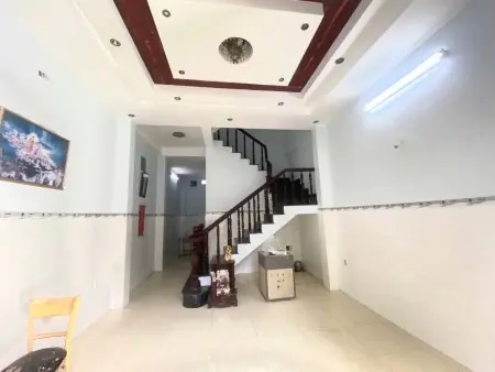 Nhà Gần Chợ Bình Trị Đông , Ngang 4.6M Có 4 Phòng Ngủ !