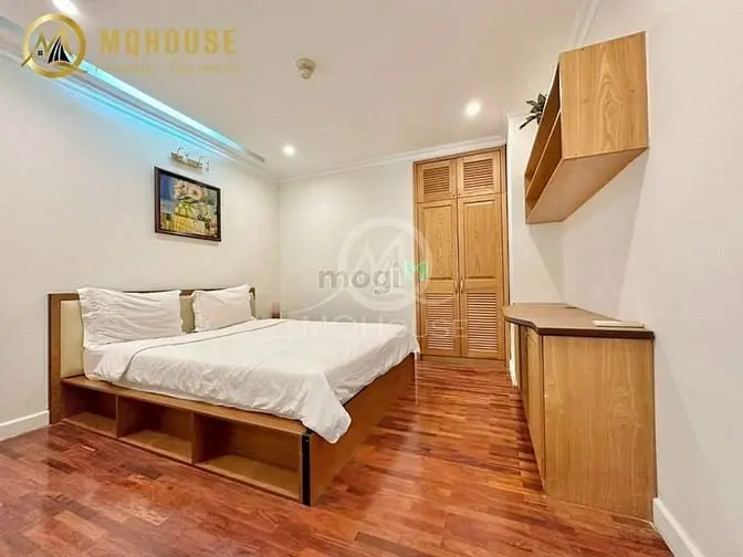 Căn Hộ 3 Phòng Ngủ Cao Cấp - Free Gym, Hồ Bơi, Xông Hơi - Cạnh Sân Bay