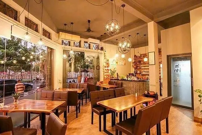 Cho Thuê Nhà Nguyên Căn Trường Sa – Căn Góc 2 Mặt Tiền, Trống Suốt