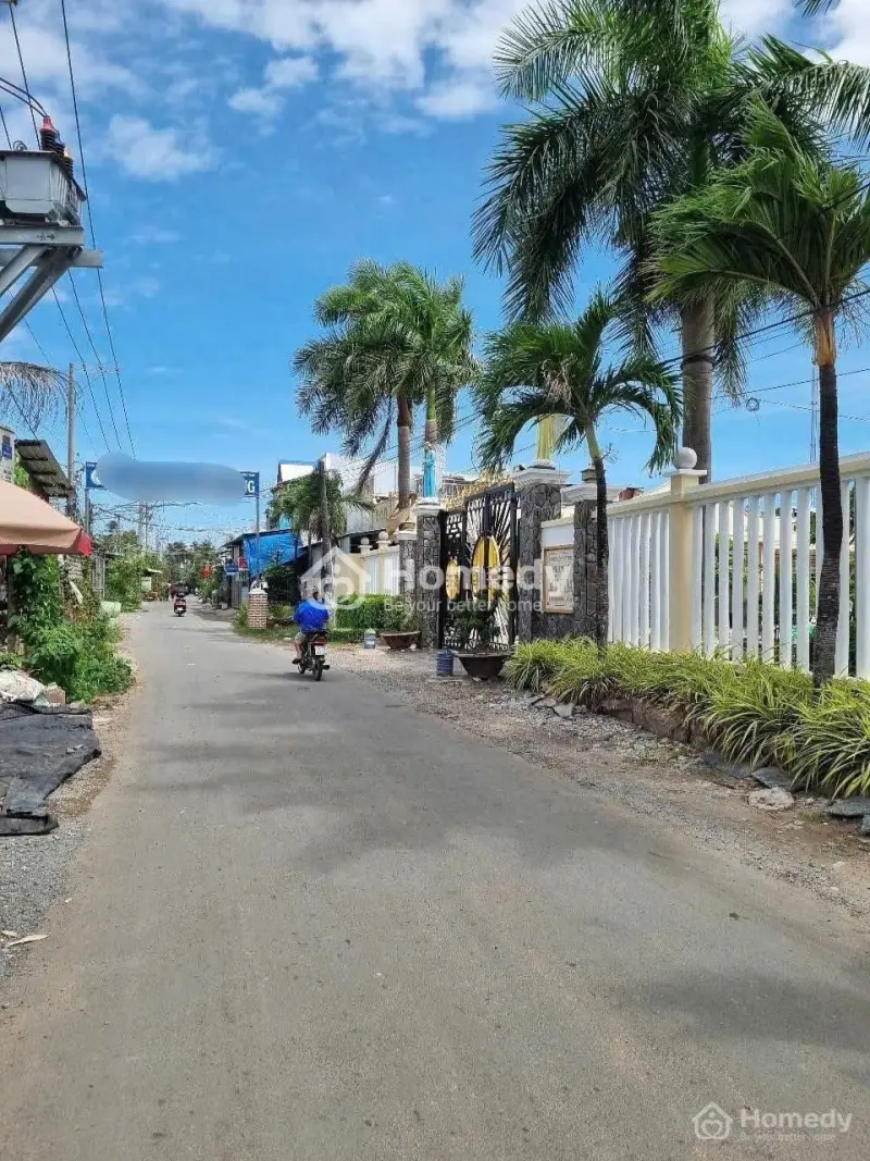 📢 Nhà Đẹp Mà Gíá Còn Rẻ - Dọn Về Ở Ngay Không Cần Sửa Chữa!!! 🏡