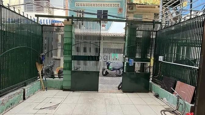 Nhà 5 Tầng 4.4M X 16M - Âu Cơ Tân Phú Chủ 8.2 Tỷ Thương Lượng.