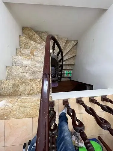 Nhà Nguyễn Lương Bằng - Đống Đa Dt 40M2 X 3 Tầng Giá 4.5 Tỷ -Ngõ Thông