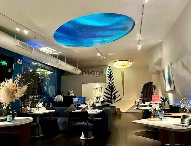 Nhà Hàng Số 33 Đặng Dung, Q1. Dt: 8X20M, Kc: Trệt 1 Lầu. Gía: 70Tr