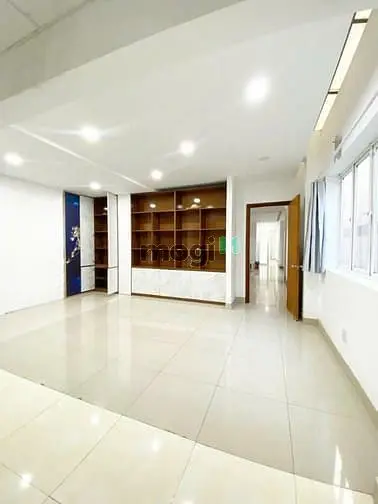 Cho Thuê Nhà Nguyên Căn Mặt Tiền Quận 1 - Kinh Doanh