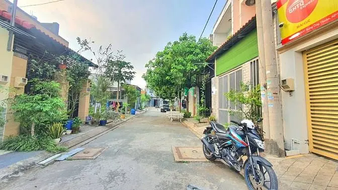 Bán Nhà Bưng Ông Thoàn. Phú Hữu, Q9 - Dt 57M2 Ngang 4.17M. Giá 5 Tỷ 95