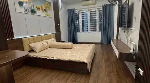 Nhà Đẹp – Dân Xây, Phố Nguyễn Trãi, Gần Phố, 40M2, 5 Tầng, 10.4 Tỷ.