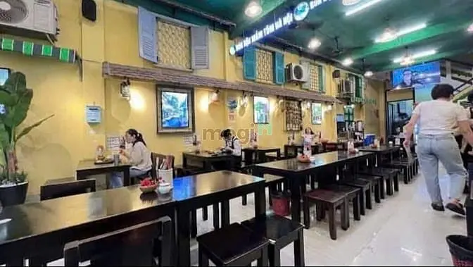 Nhà Hàng Mt 96 Trần Quang Khải, Q1. Dt: 6X23M, Kc: Trệt 1 Lầu
