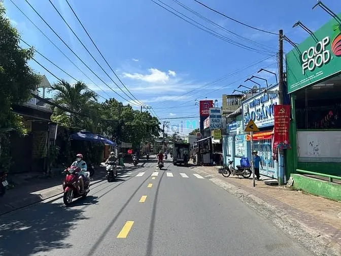 Nhà 1 Trệt 1 Lầu. Mtkd Đường Đình Phong Phú Cạnh Lê Văn Việt