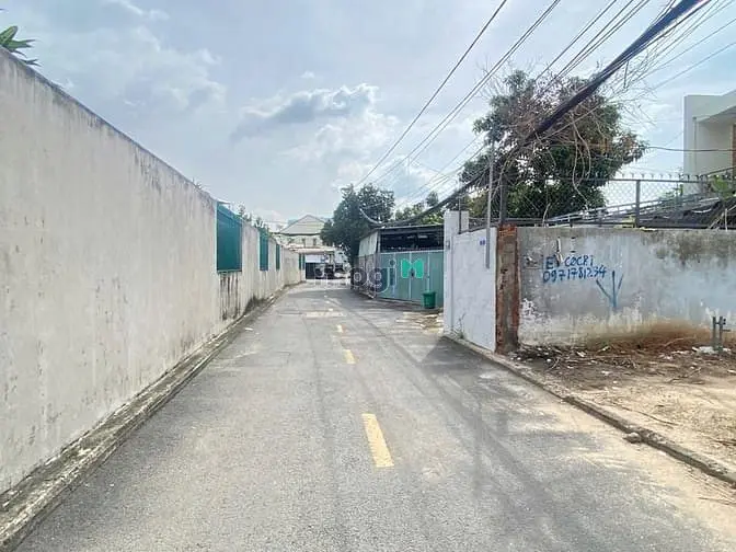 Bán Lô Đất Góc 2 Mặt Tiền Đường Số 4 Cách Đồng Văn Cống 70M