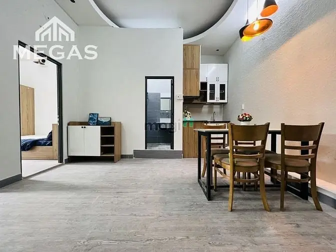 2 Phòng Ngủ Rộng Đầy Đủ Nội Thất Có Ban Công Mặt Tiền Cộng Hòa -E.town