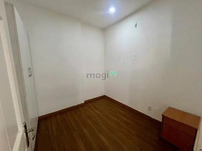 Mình Cần Bán Căn Hộ Lotus Garden 2Pn2Wc 75M Full Nt Giá 3Tỷ Xxx