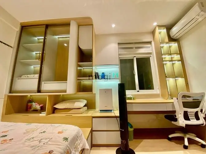 Bán Gấp Căn Penhouse Duplex Cảnh Viên, Tặng Ô Xe Định Danh, Sổ Hồng