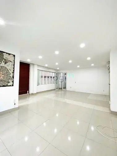 Cho Thuê Nhà Nguyên Căn Mặt Tiền Quận 1 - Kinh Doanh