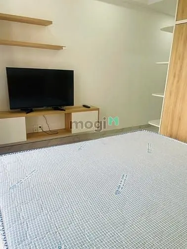 - Căn Hộ Scenic Valley| 2Pn | 2Wc I 80M2 | Full Nội Thất. View Bể Bơi.