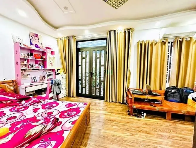 Bán Nhà Kim Đồng - Hoàng Mai,Dt 52M2 ,Gia 13.9 Tỷ ,Hai Thoáng ,Oto Gần