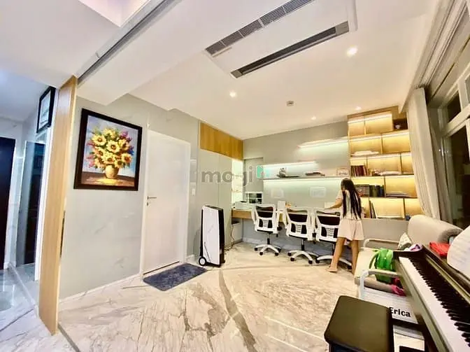 Bán Gấp Căn Hộ Cao Cấp Penhouse Cảnh Viên 2, 4Pn Nội Thất Ý Hiện Đại