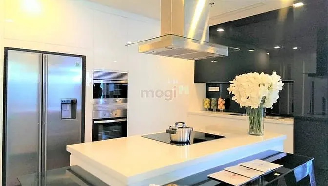 Bán Căn Hộ Vinhomes Center Đường Đồng Khở, Có Sân Vườn Và Hồ Bơi Riêng