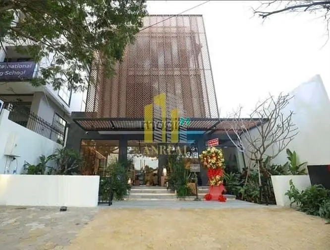 Tòa Nhà Văn Phòng Mặt Tiền Nguyễn Văn Hưởng - Sàn Trống Suốt 470M2