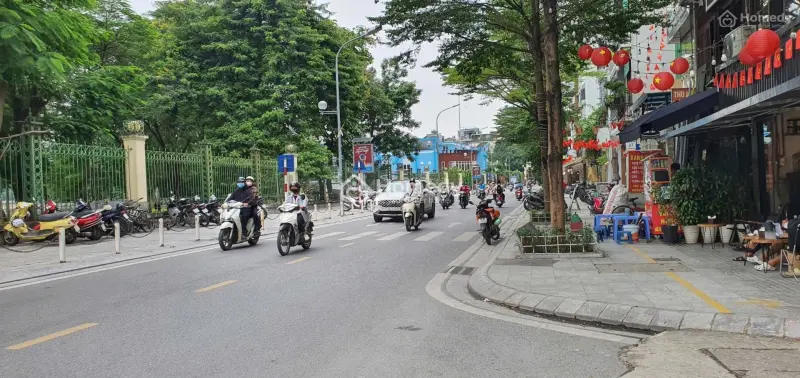 Hiếm ! Bán Nhà Mặt Phố Nguyễn Đình Chiểu, 6 Tầng Thông Sàn Kd, View Công Viên Thống Nhất!