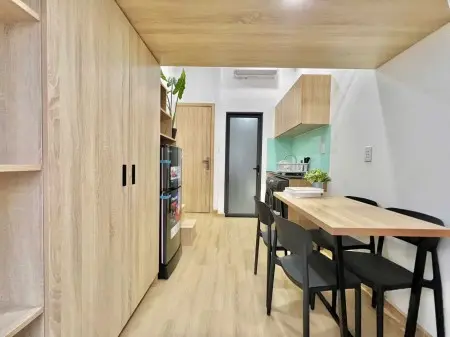 Phòng Cho Thuê Ngay Sân Bay,K300, Đại Học Hàng Không,Tân Bình