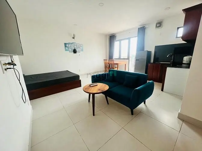 Căn Hộ Dịch Vụ Được Trang Bị Từ A - Z Ngay Trung Tâm Tân Bình - E.town