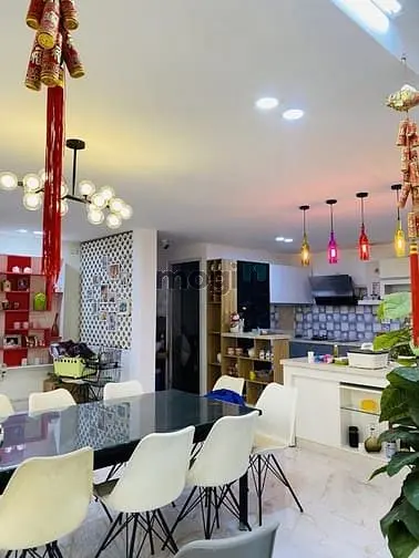 Siêu Ngon Biệt Thự Mini• Xe Tải Đổ Cửa• Tân Phú• Q7• 138M2(8X17.3)