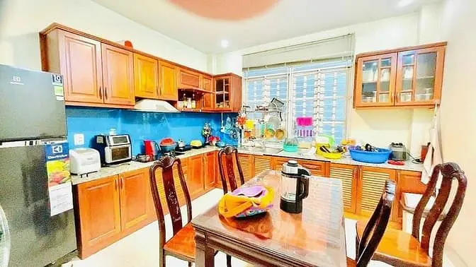 Thanh Lý Gấp Nhà Lê Văn Sỹ Q3 58M2 2 Lầu 4Pn Sổ Riêng Giá Chỉ 2Ty850