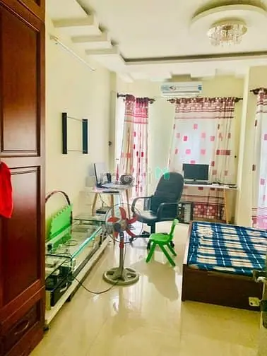 Thanh Lý Gấp Nhà Lê Văn Sỹ Q3 58M2 2 Lầu 4Pn Sổ Riêng Giá Chỉ 2Ty850