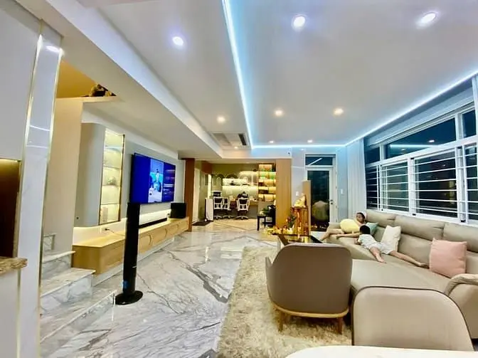 Cho Thuê Căn Hộ Penhouse Duplex Cảnh Viên 170M2, 4Pn Giá Chỉ 67Tr/Th