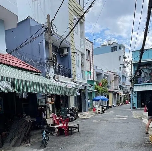 Nhỉnh 2 Tỷ: Nhà Shr Ba Tầng Mới Đẹp, Ngay Ubnd Quận Tân Phú