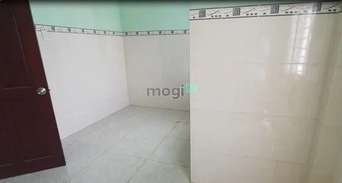 7Tr/Th: 3Pn 4Wc Hẻm Nhỏ 692 Đoàn Văn Bơ, Nhà 3 Lâu, Sân Thượng