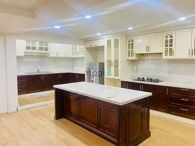 🔥🔥💯Biệt Thự Góc Đẹp 2 Mtnb Bình Phú 1- 9X17M 4 Tầng Kế Bên Ubnd F11