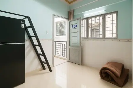 Duplex Ngay Nguyễn Thị Nhỏ // Địa Chỉ: Nguyễn Chí Thanh , Phường 16 , Quận 11