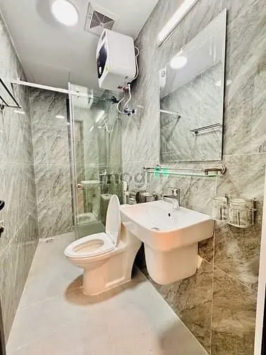 Bán Nhà Phố Nguyễn Chính 6 Tầng Thang Máy - Gần Phố , Gần Ôtô Đỗ