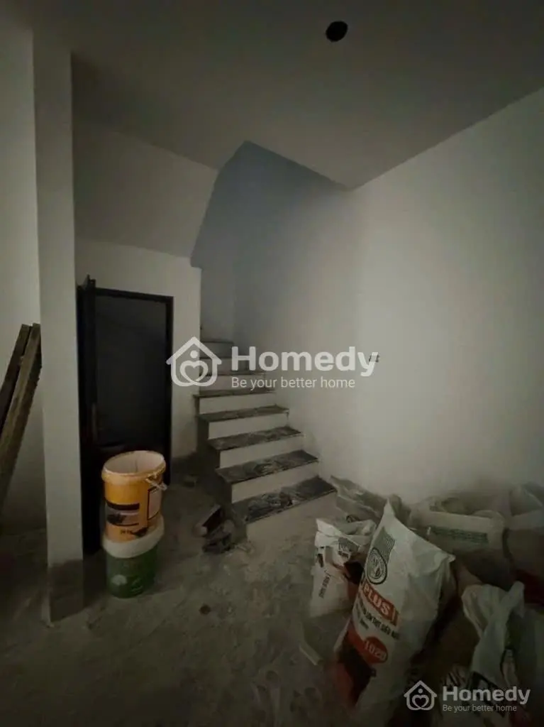 Ngã Tư Sở– Nhà Hiếm 37M², Ô Tô Đỗ Cửa – Ngõ Thông, Kinh Doanh – Chỉ 9,6 Tỷ