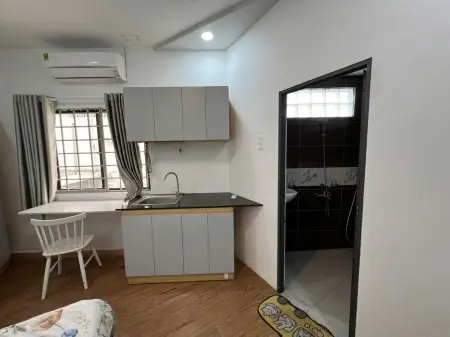 - Ngay Đại Học Văn Hiến 500M Đường Âu Cơ