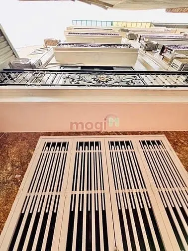 Bán Nhà Phố Nguyễn Chính 6 Tầng Thang Máy 34M2, Mt 4.7M , Giá 8,5 Tỷ